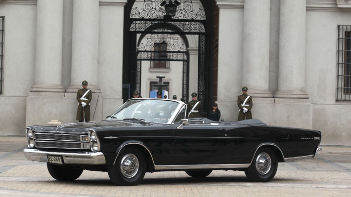 Carabineros ordenó un sumario para investigar desperfecto del auto presidencial | Epicentro Chile